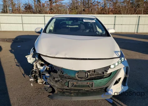 2018 Toyota Prius Prime from USA, damaged, VIN JTDKARFP2J3101703